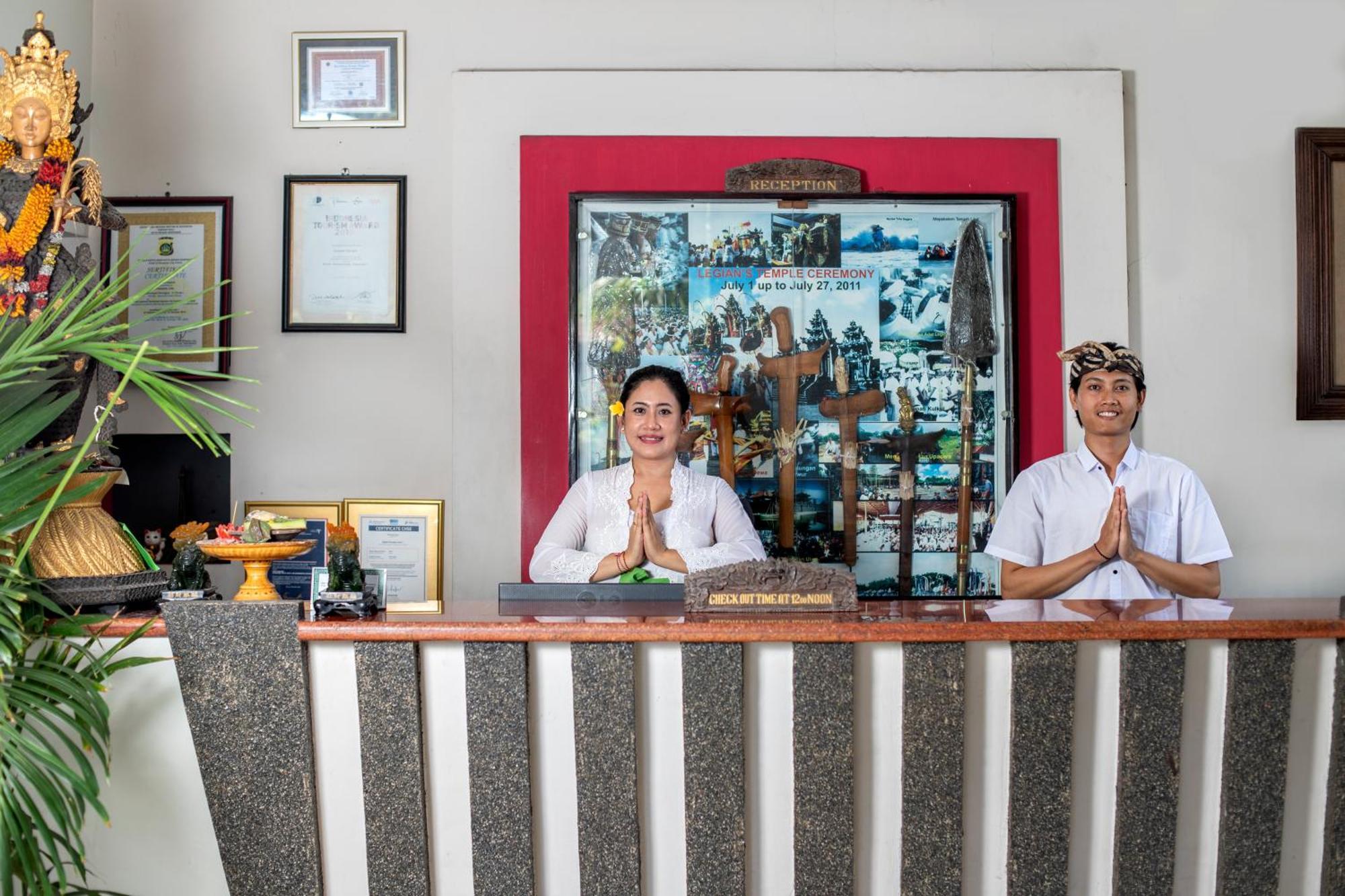 Legian Village Beach Resort - Chse Certified Exterior foto